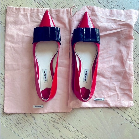Like New Miu Miu pointed toe patent leather flats - Picture 1 of 8